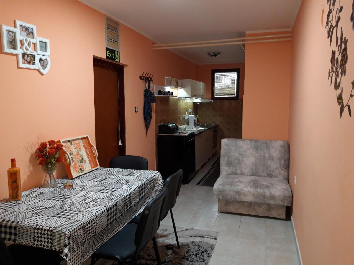 Apartment Nela Ni 외부 사진